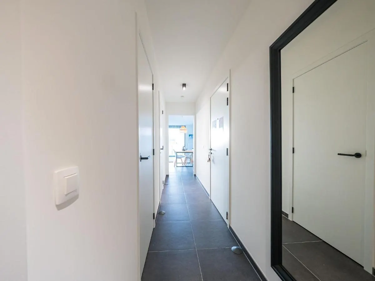 Bright Apartment On The First Floor Middelkerke