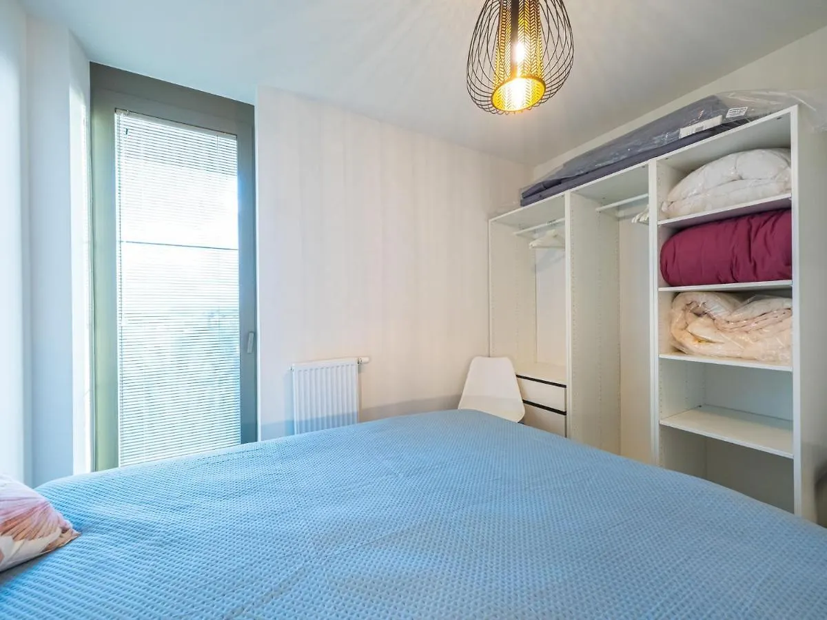 Bright Apartment On The First Floor Middelkerke
