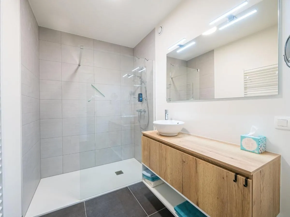 Bright Apartment On The First Floor Middelkerke