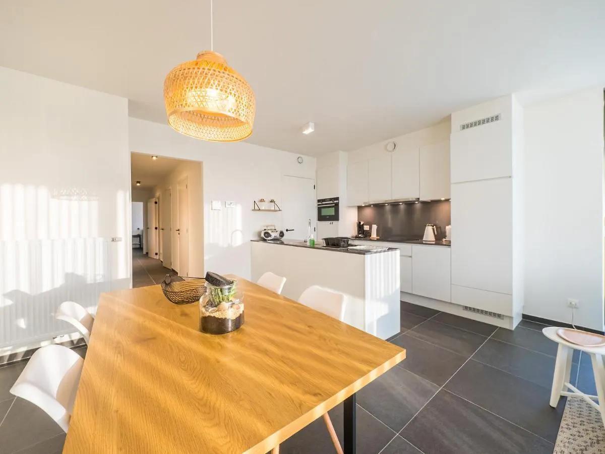 Bright Apartment On The First Floor Middelkerke Belgium